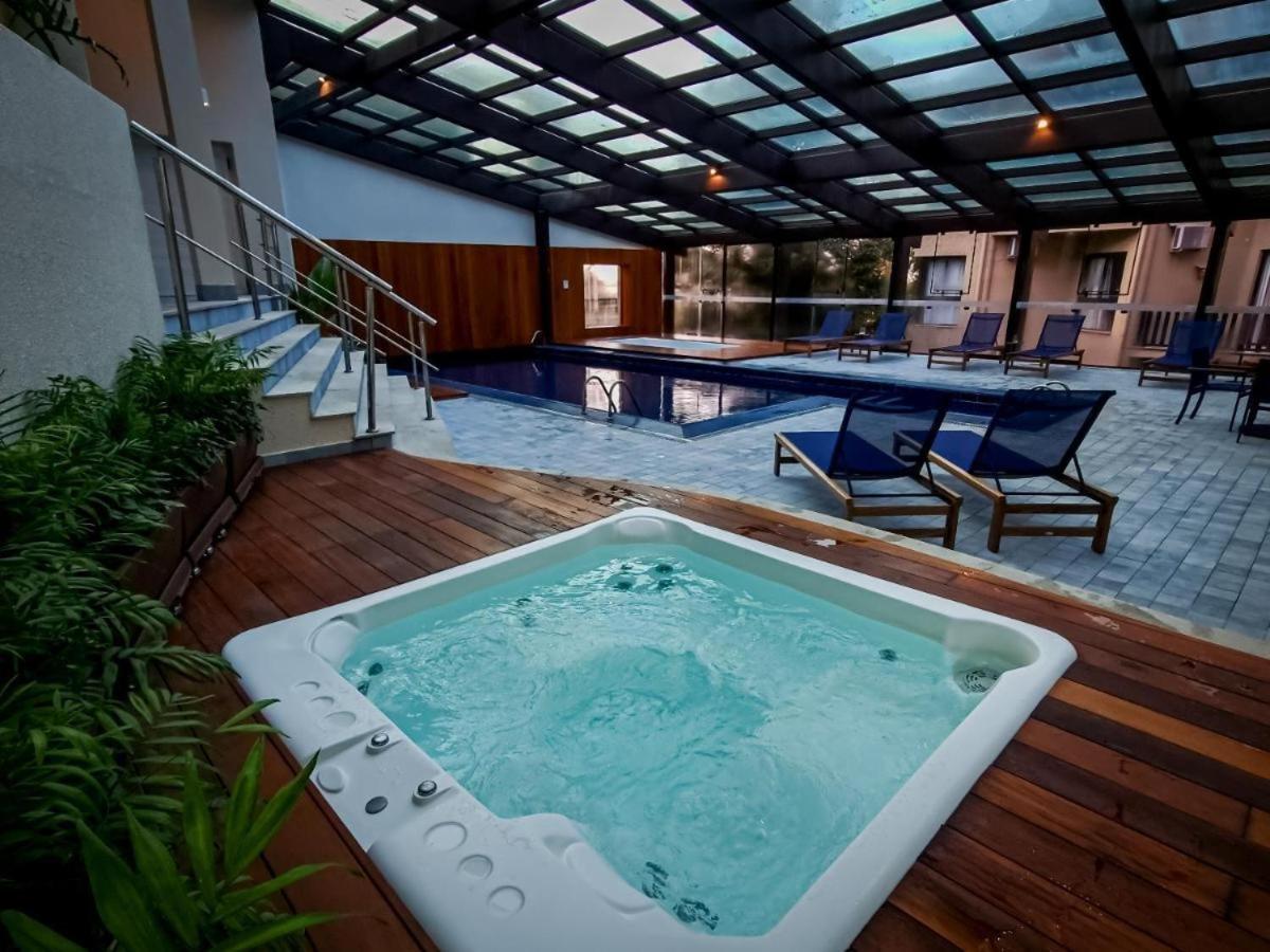 Completo 2 Suites No Wish Resort No Centro กรามาโด ภายนอก รูปภาพ